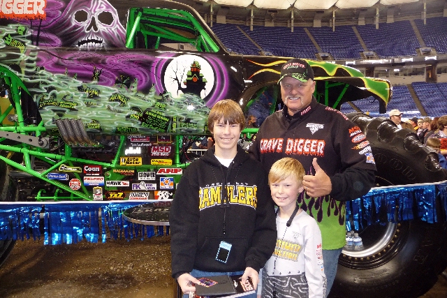 Dennis Anderson - Grave Digger